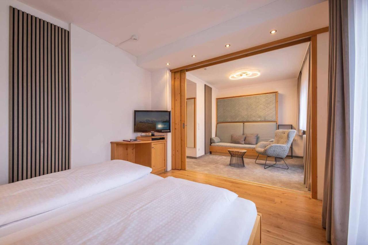 Familien- & Vitalhotel Auenhof Fulpmes Extérieur photo