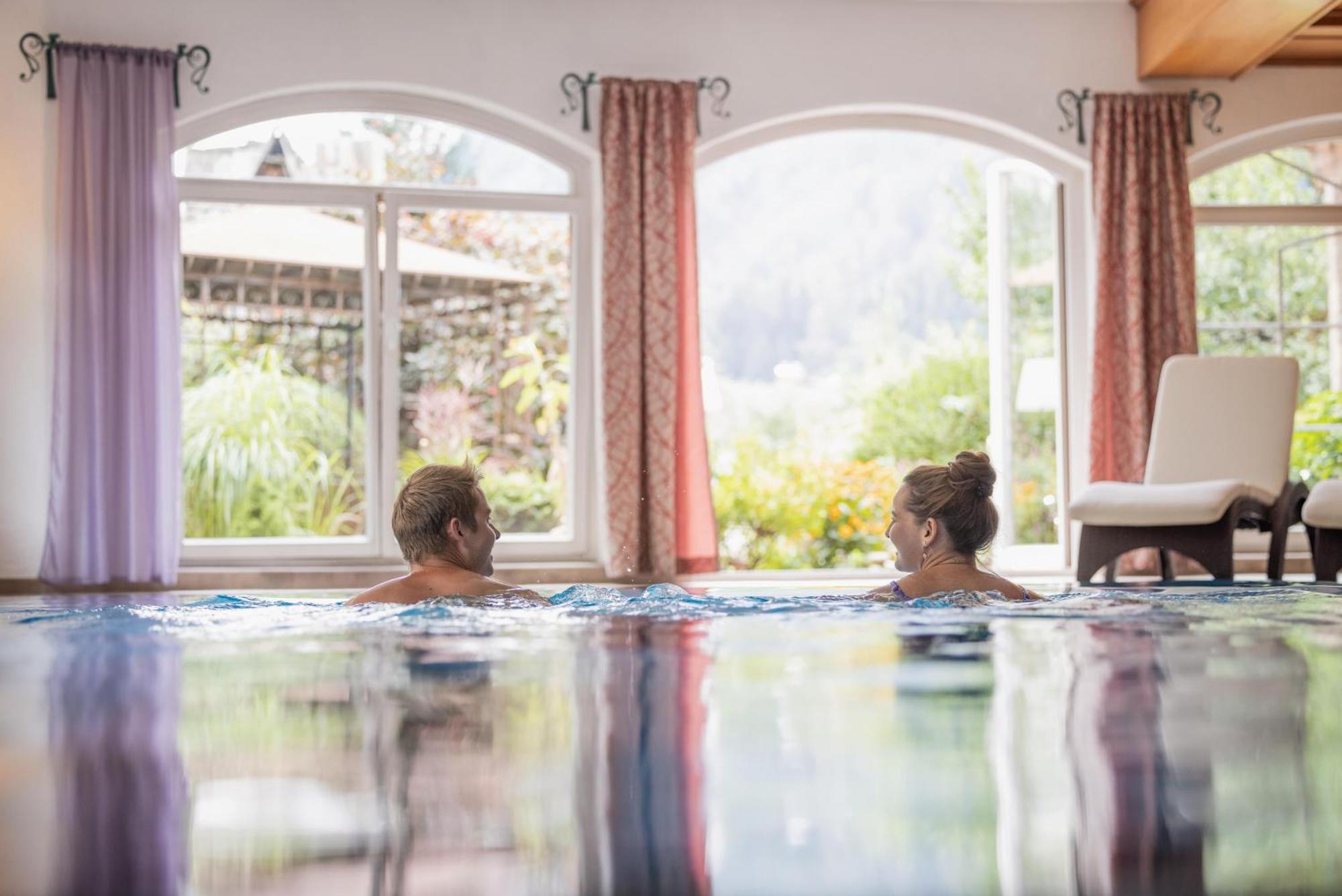 Familien- & Vitalhotel Auenhof Fulpmes Extérieur photo